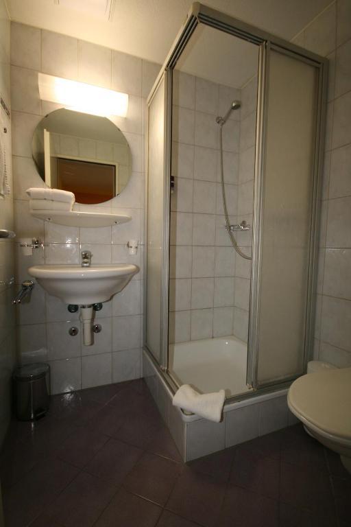 Hotel Regina Curych Pokoj fotografie